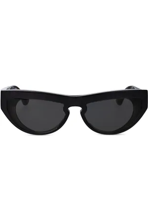 Burberry Cat-eye sunglasses