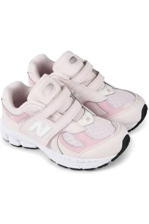 New Balance 2002 sneakers