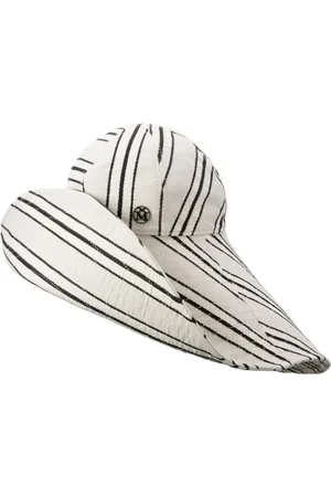 Le Mont St Michel Junya sun hat