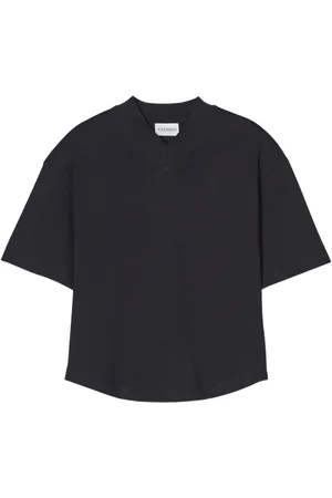 Closed V-neck T-shirt