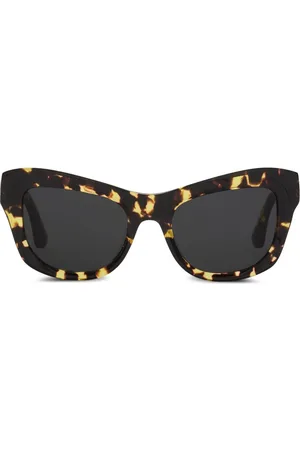 Burberry Shield Hinge sunglasses