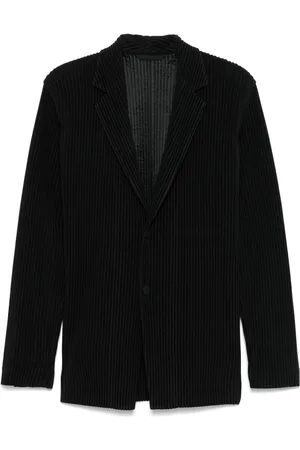 Issey Miyake Tailored pleat 2 blazer
