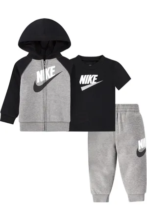 Nike Logo-print tracksuit set (three piece)
