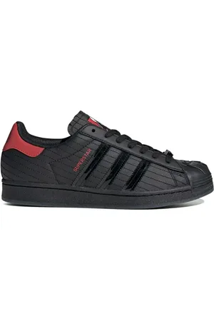 adidas Superstar "Star Wars Darth Vader - Core /Scarlet" sneakers