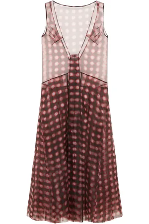 16Arlington Morfyd midi dress