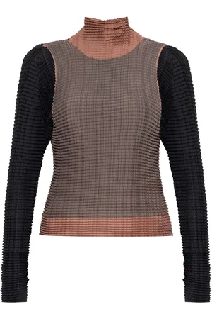 Issey Miyake Plissé T-shirt