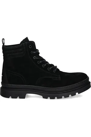 Filling pieces Josh boots