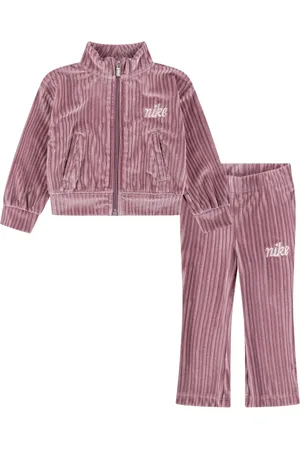 Nike Logo tracksuit