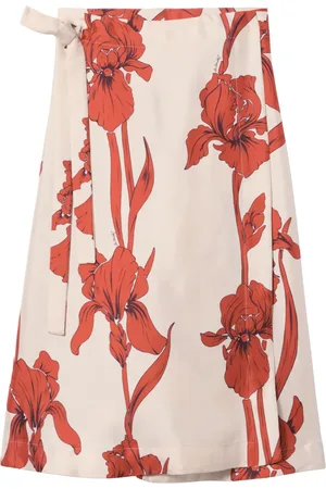 La DoubleJ Wrap-design skirt
