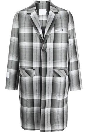 Off-Duty Wade checked coat