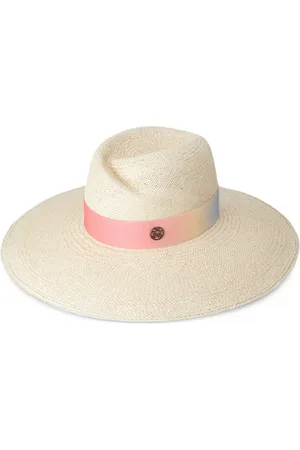 Le Mont St Michel Virginie hat