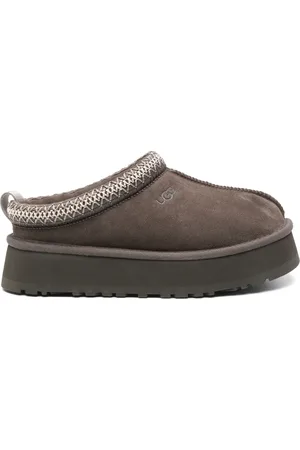 UGG Tazz slippers