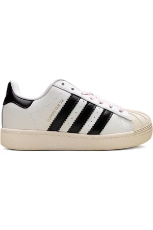 adidas X Pharrell Superstar 92 "Virginia " sneakers