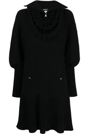 CHANEL Long-sleeved knitted dress