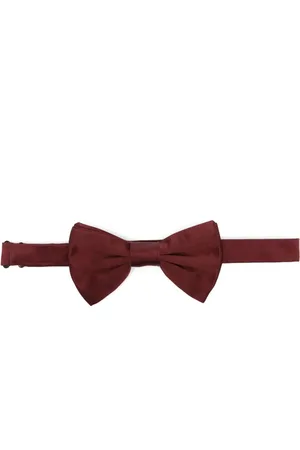 Lady Anne Silk bow tie