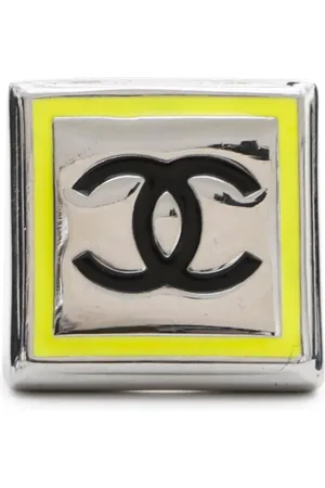 CHANEL 2021 CC signet ring