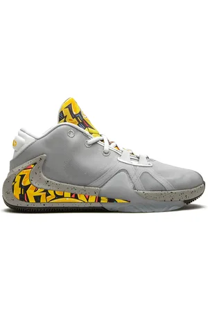 Nike TEEN Zoom Freak 1 "Graffiti" low-top sneakers