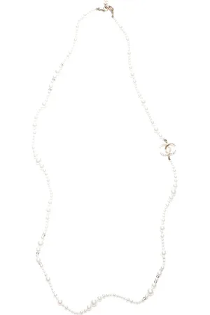 CHANEL 2019 CC faux-pearl necklace