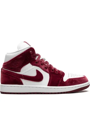 Jordan 1 Mid SE " Velvet" sneakers