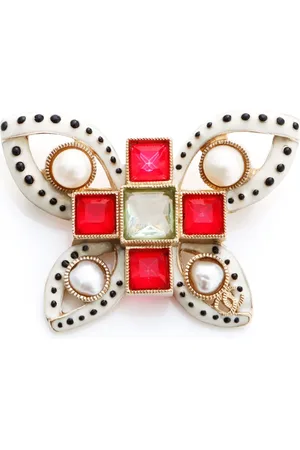 CHANEL 2016 Butterfly faux-pearl brooch