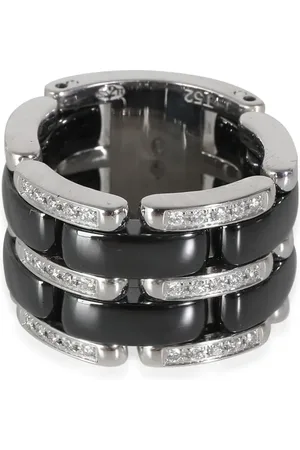 CHANEL 18kt white gold Ultra diamond ring