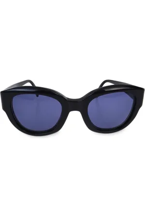 CHANEL 1990-2000 logo cat-eye frame sunglasses