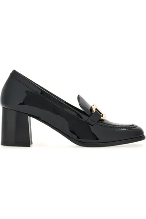 Salvatore Ferragamo 60mm Gancini-buckle patent leather pumps