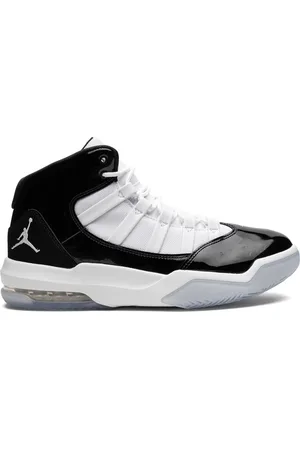 Jordan Max Aura sneakers