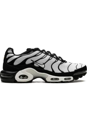 Nike Air Max Plus "Oreo" sneakers