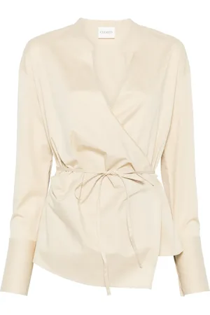 Closed Wrapped blouse