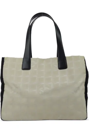 CHANEL 2006 CC-logo tote bag