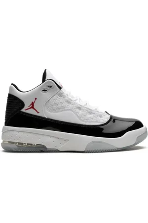 Jordan Max Aura 2 "Gym Red" sneakers