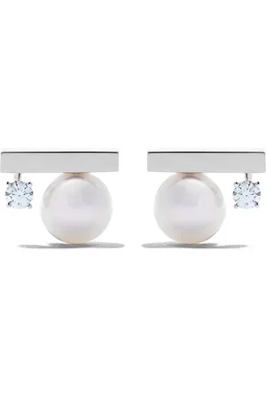 Tasaki 18kt white gold diamond Collection Line petit balance class earrings