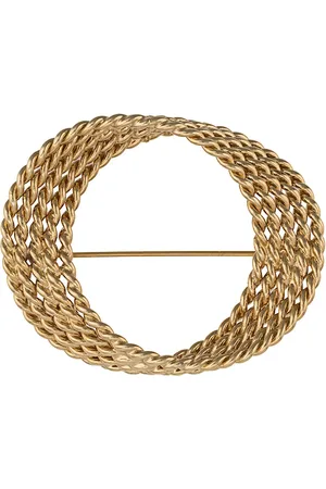 Monet 1970s wreath brooch