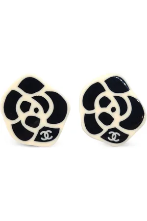 CHANEL 2003 rose earrings