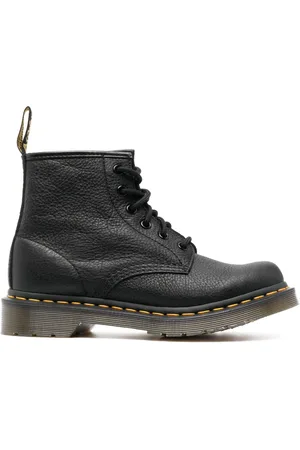 Dr. Martens 101 Virginia leather boots