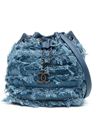 CHANEL 2014-2015 fringed denim bucket bag