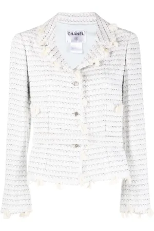 CHANEL 2005 tweed-knit belted jacket