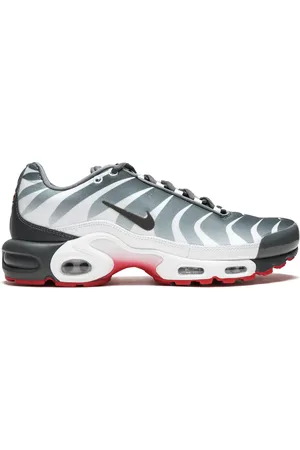 Nike Air Max Plus sneakers