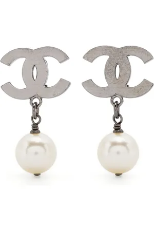 CHANEL 2010 CC faux-pearl clip-on earrings