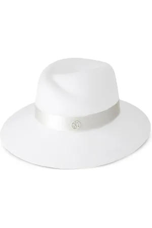 Le Mont St Michel Virginie logo-plaque detail wool fedora