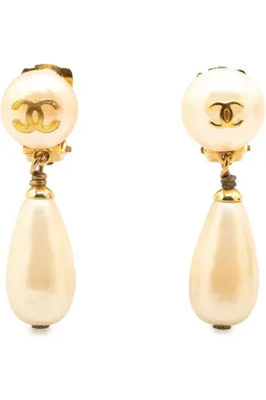CHANEL 1993 Gold Plated Faux Pearl CC Swing Clip On Earrings costume earrings