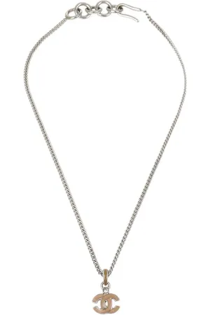 CHANEL 2004 CC-pendant necklace
