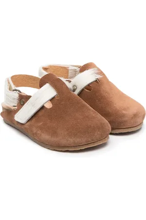 PèPè Closed-toe suede sandals