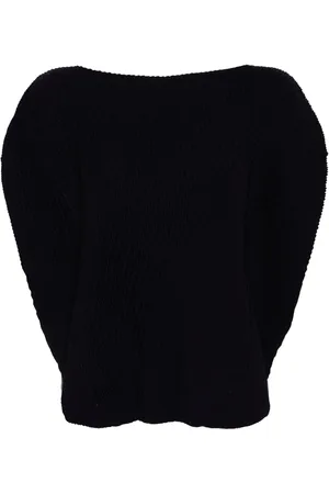 Issey Miyake Raised-plissé top
