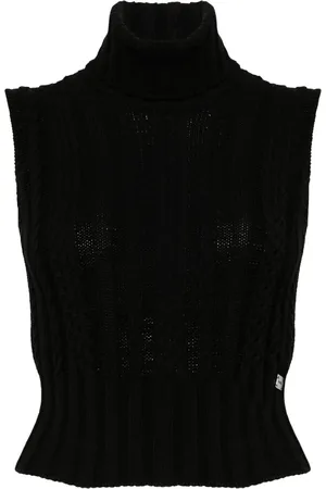 CHANEL 2002 sleeveless turtleneck knitwear