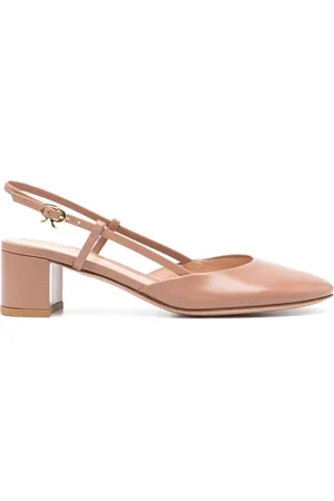Gianvito Rossi Slingback leather pumps