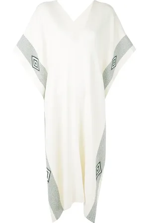 Voz Diamante pattern poncho