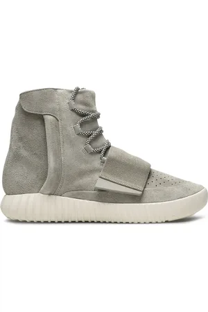 adidas Yeezy 750 Boost sneakers