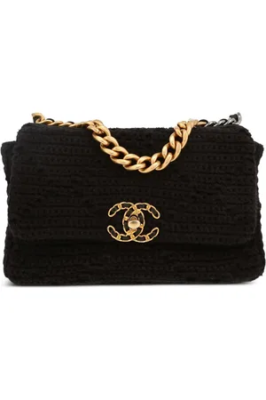 CHANEL 2020s Chanel 19 shoulder bag